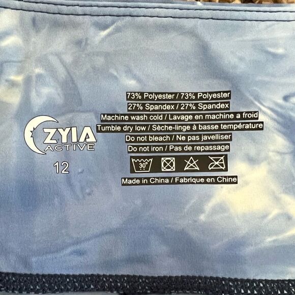 Zyia Hendrix Cropped Leggings - Picture 9 of 11